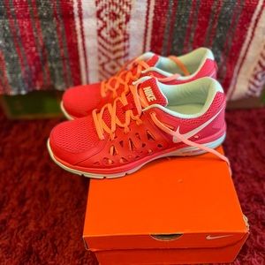 Nike Dual Fusion Run 2